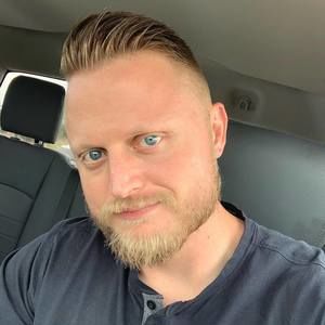 Meet your Posher, Daniel